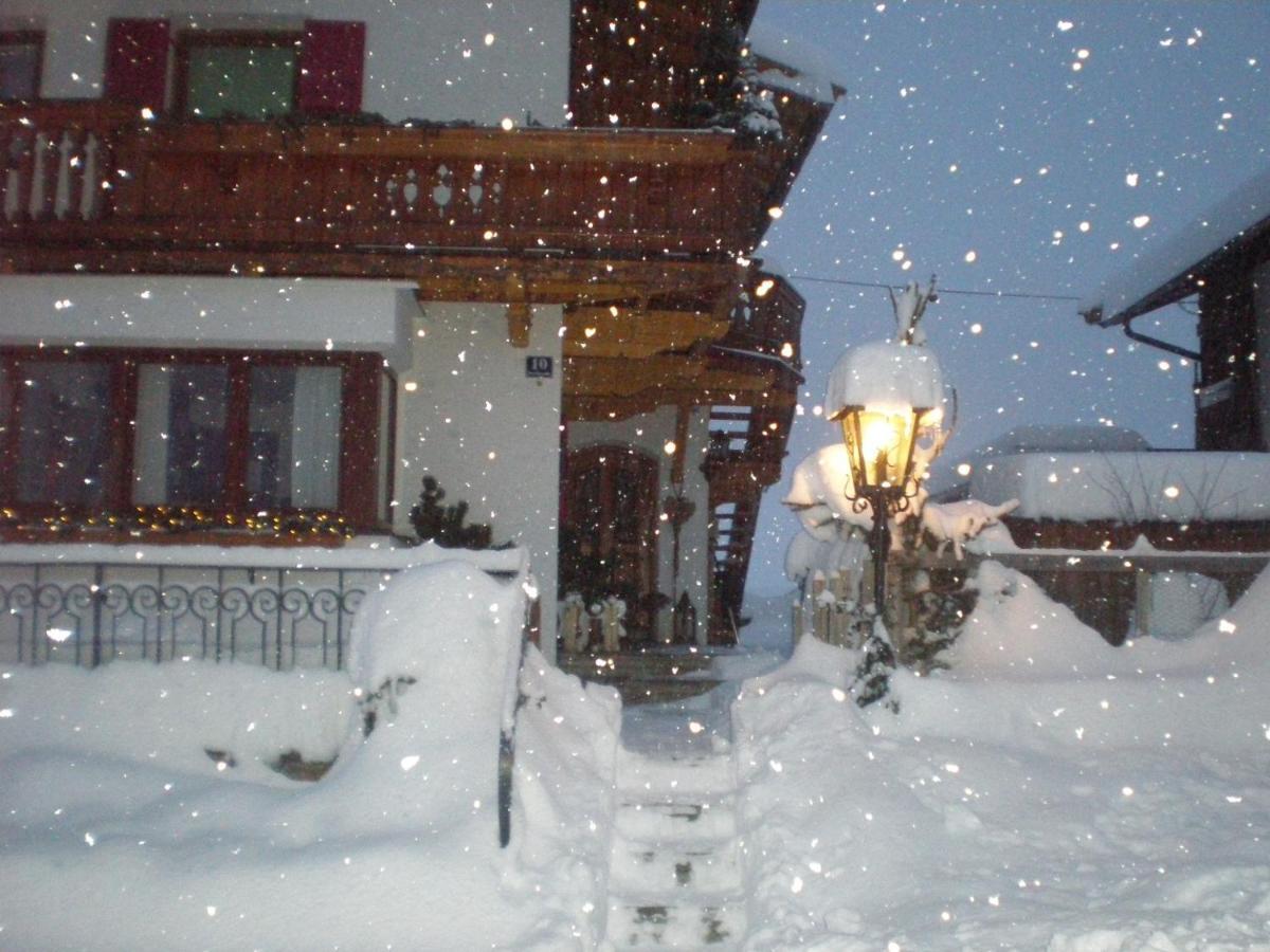 Haus Erika Apartment Brixen im Thale Exterior photo